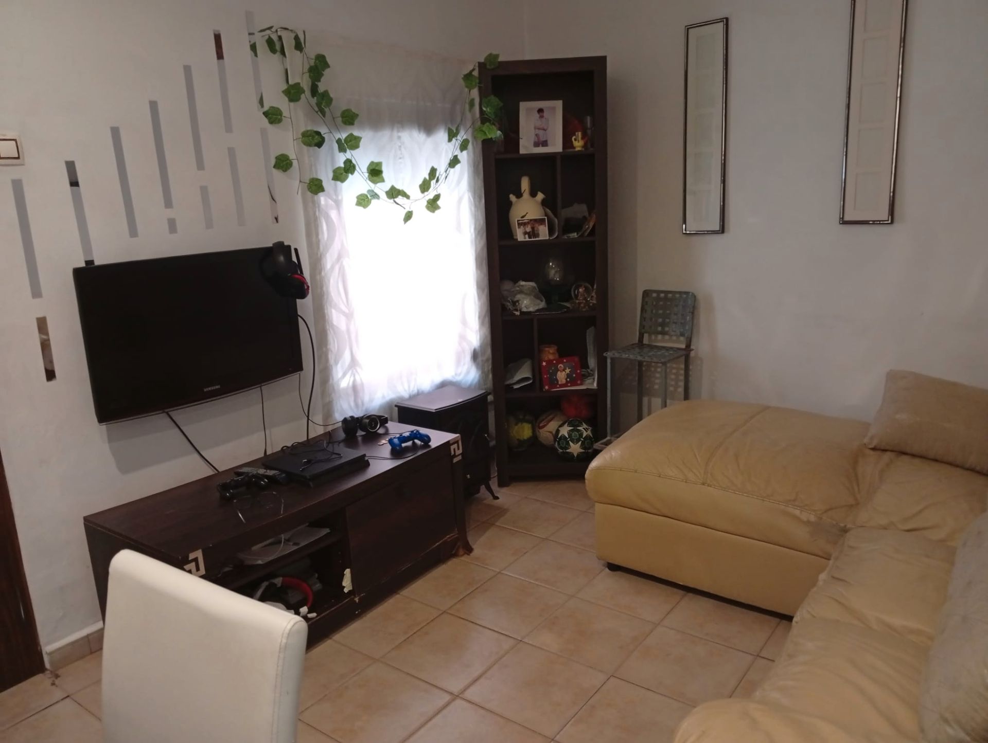 Sala d'estar de Casa adosada en venda en Agost amb Terrassa
