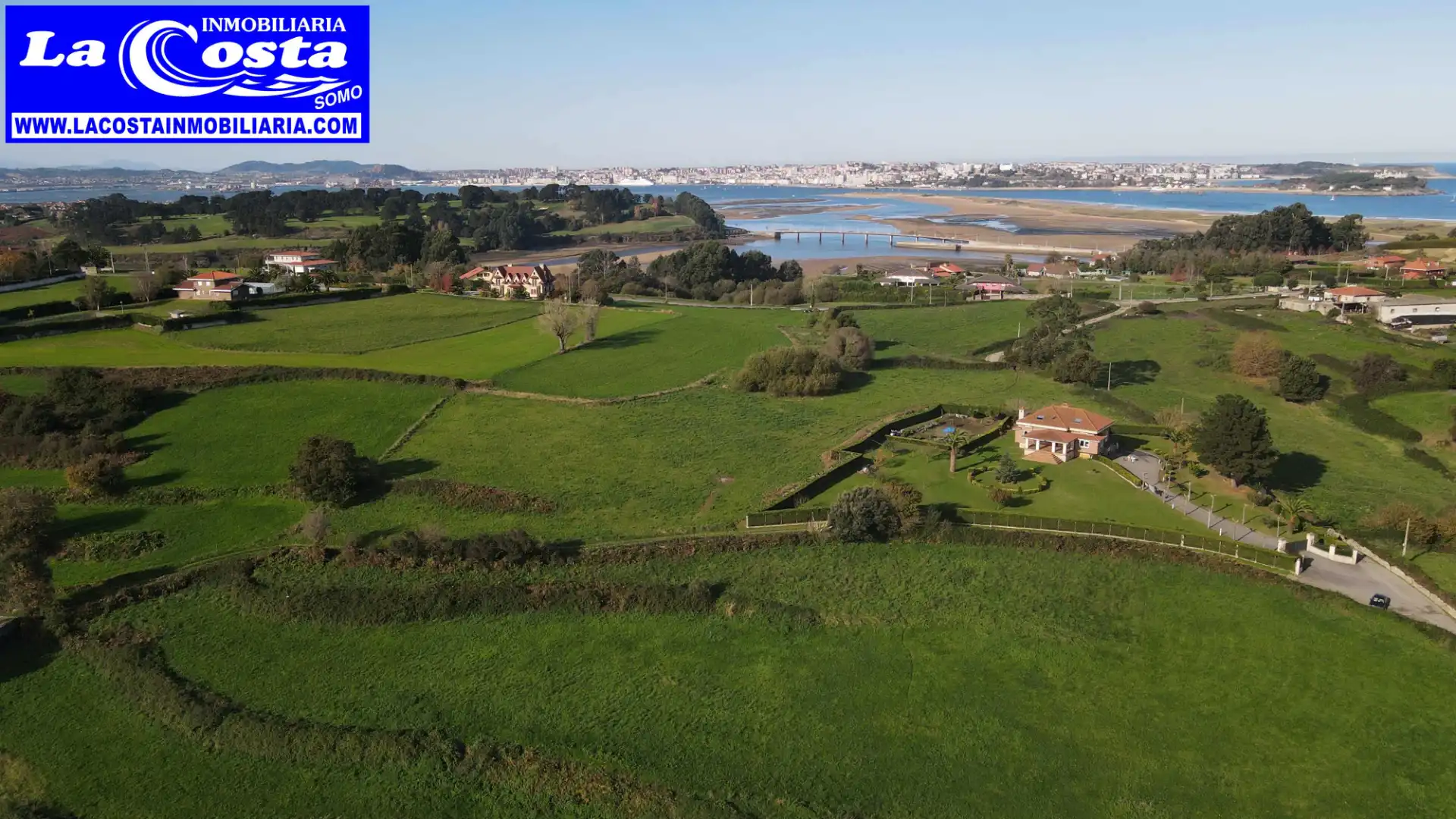 Terreno residencial en venta en Calle Muelle del Rey, imagen 2