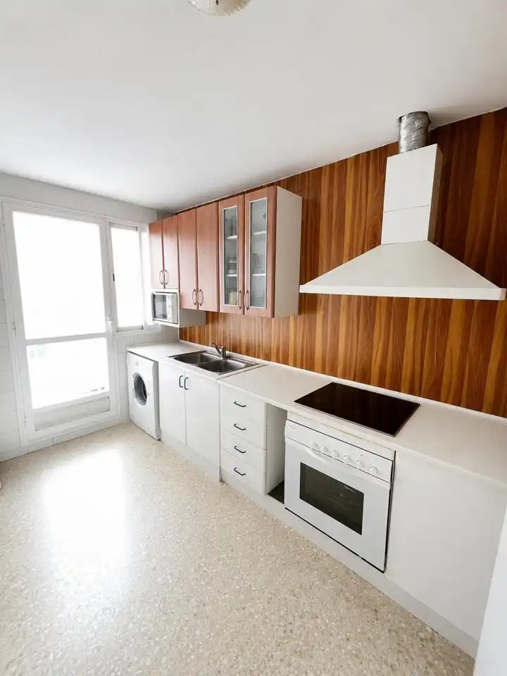 Piso con ascensor en venta en Avenida Elvas, imagen 8