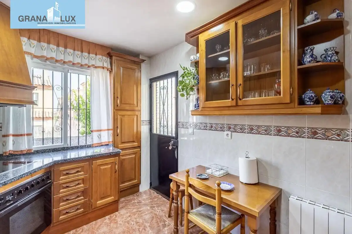 Home with pool for sale in Calle CARLOS CANO (HI), imagen 11