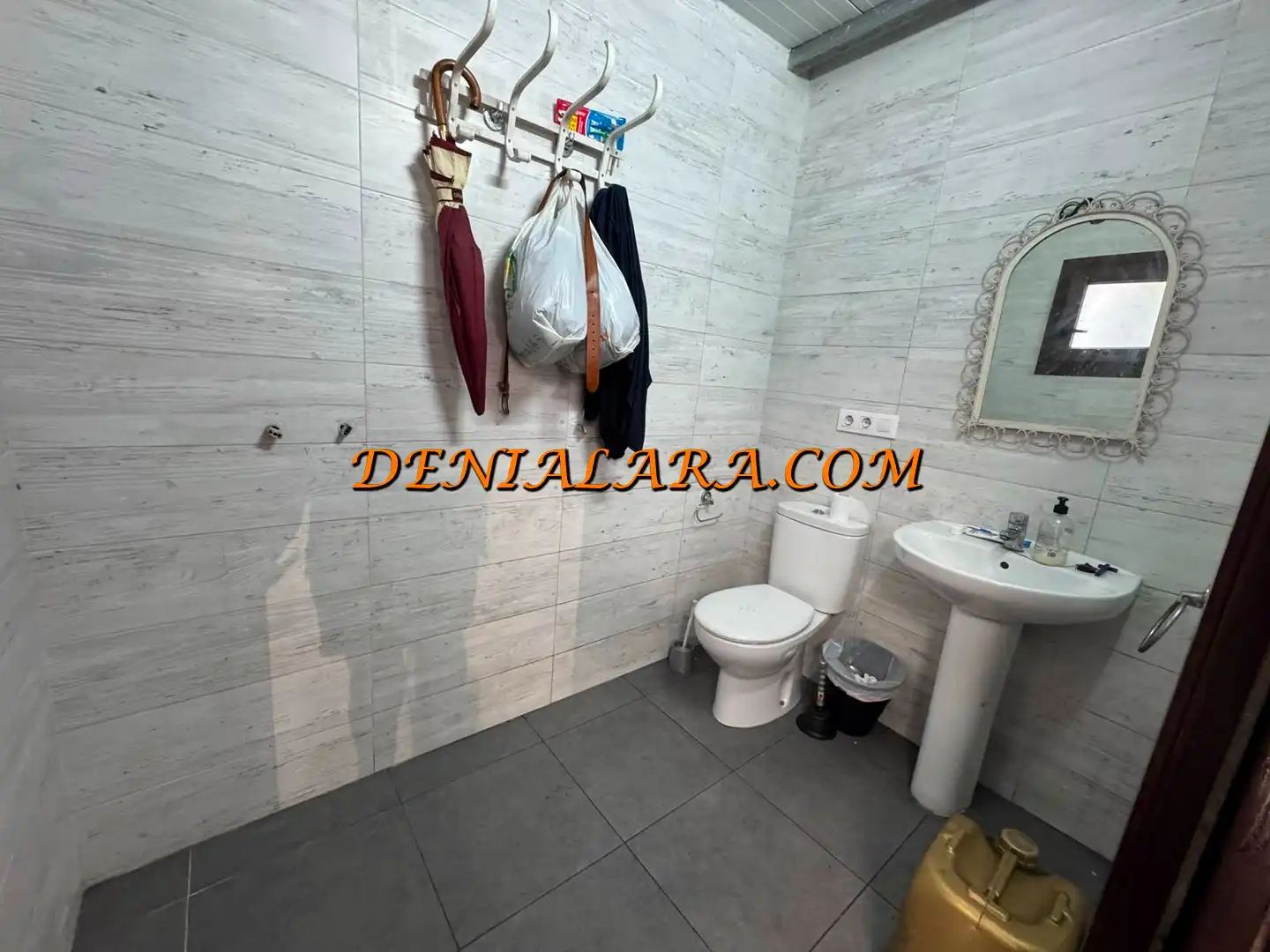 Bathroom of Commercial properties for rent in Dénia  with Furnished