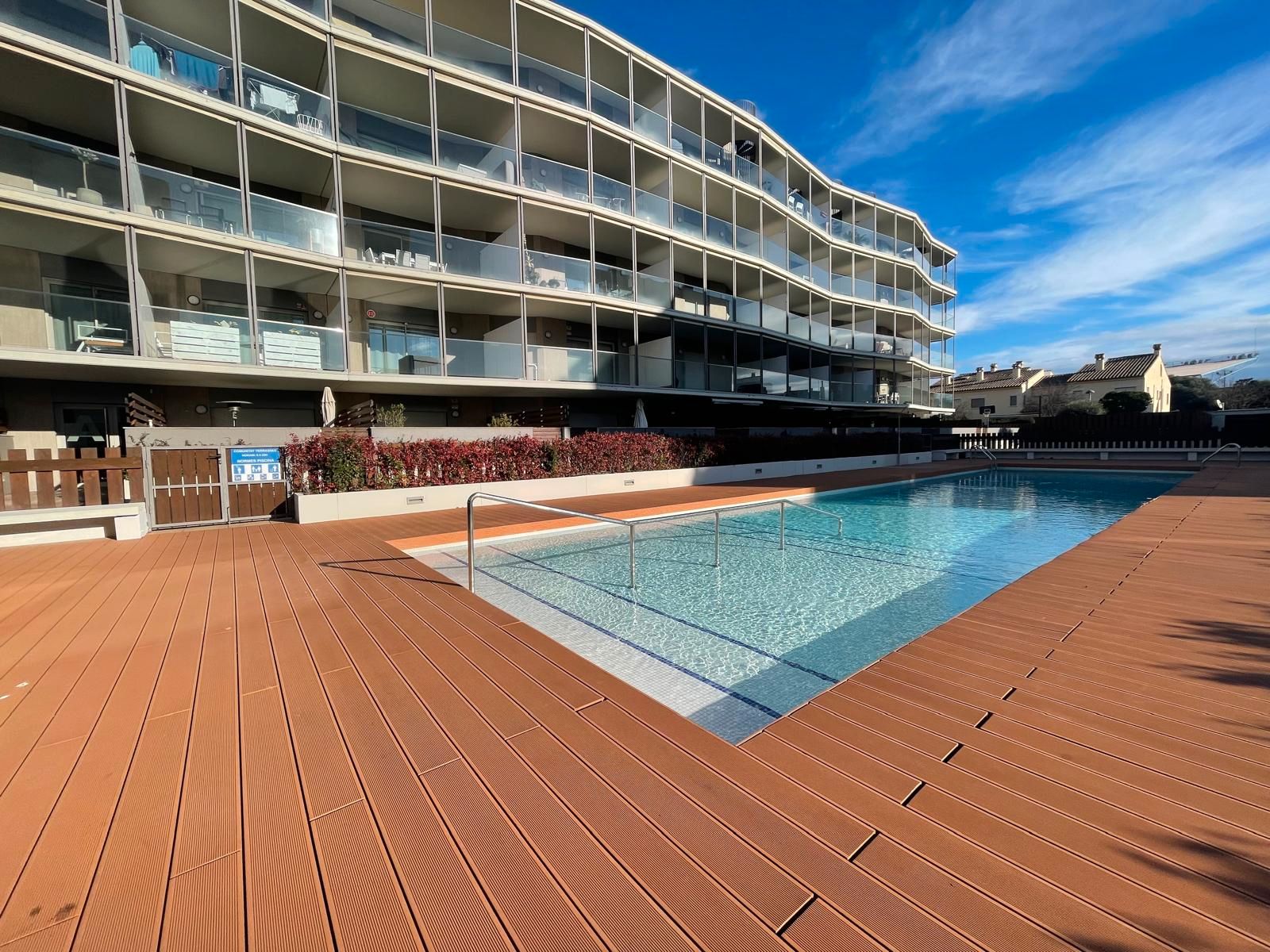 Piscina de Piso de alquiler en Palamós con Aire acondicionado, Calefacción y Terraza