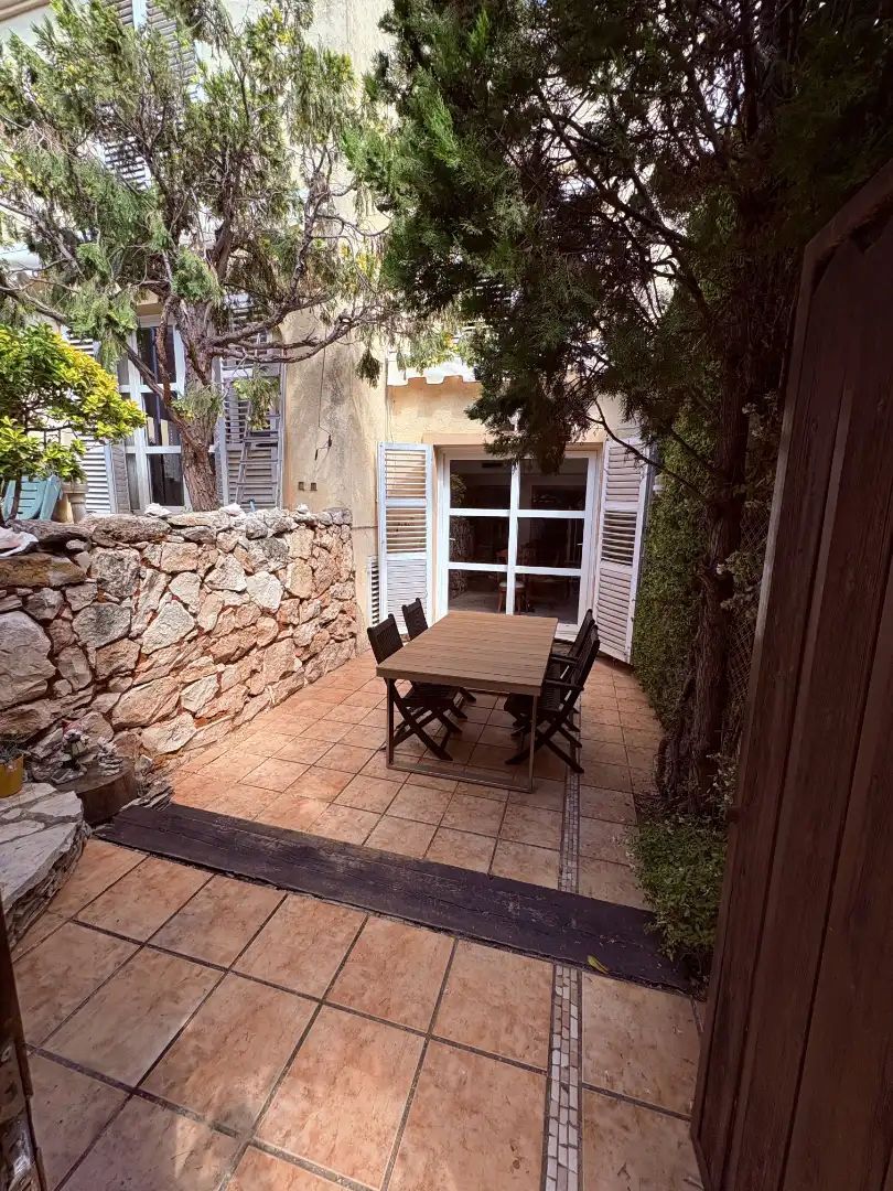 Terraza de Casa adosada en venta en Rocafort con Aire acondicionado, Calefacción y Jardín privado