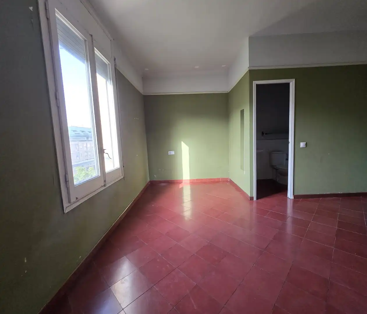Bedroom of Attic for sale in Barcelona  with Air Conditioner, Terrace and Alarm