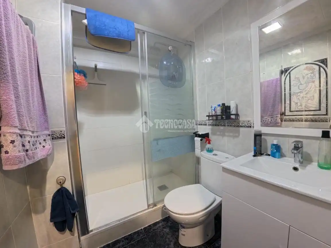 Baño de Piso en venta en Alicante / Alacant