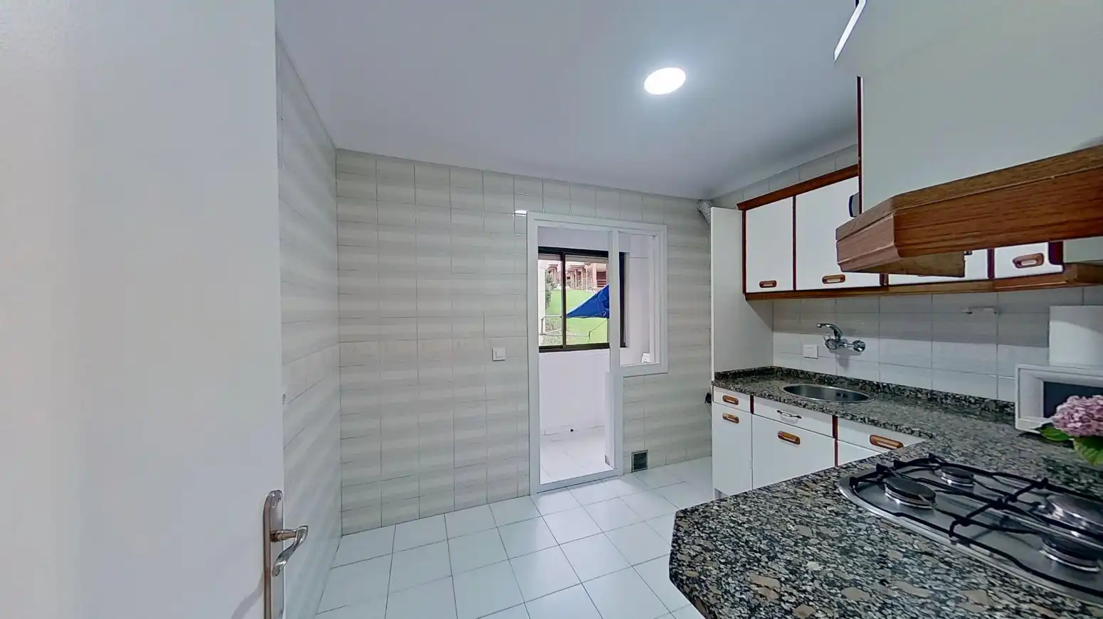 Cocina de Piso en venta en Santander con Calefacción, Jardín privado y Trastero