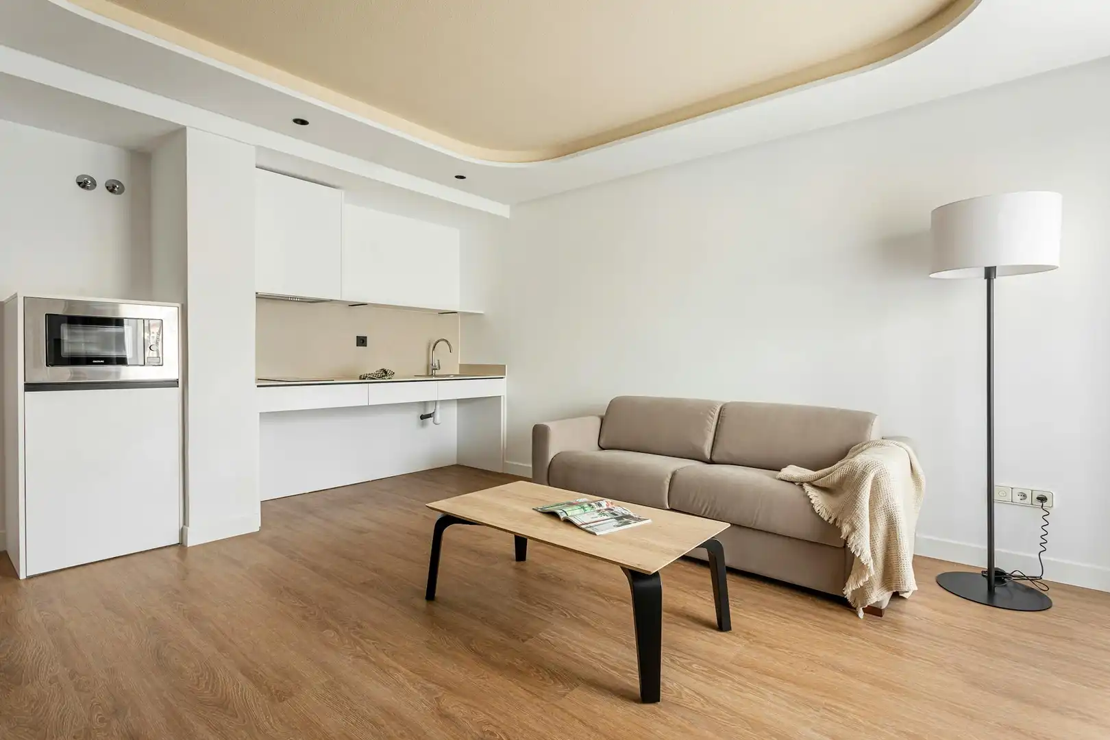 Living room of Flat for rent in Valencia  with Heating, Washing machine and TV