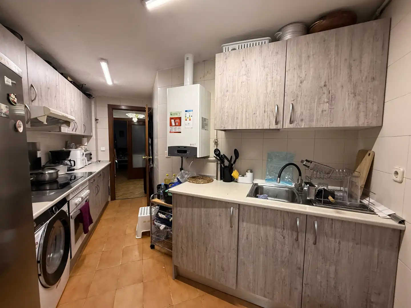 Kitchen of Flat for sale in Madrid  with Heating, Parquet flooring and Terrace