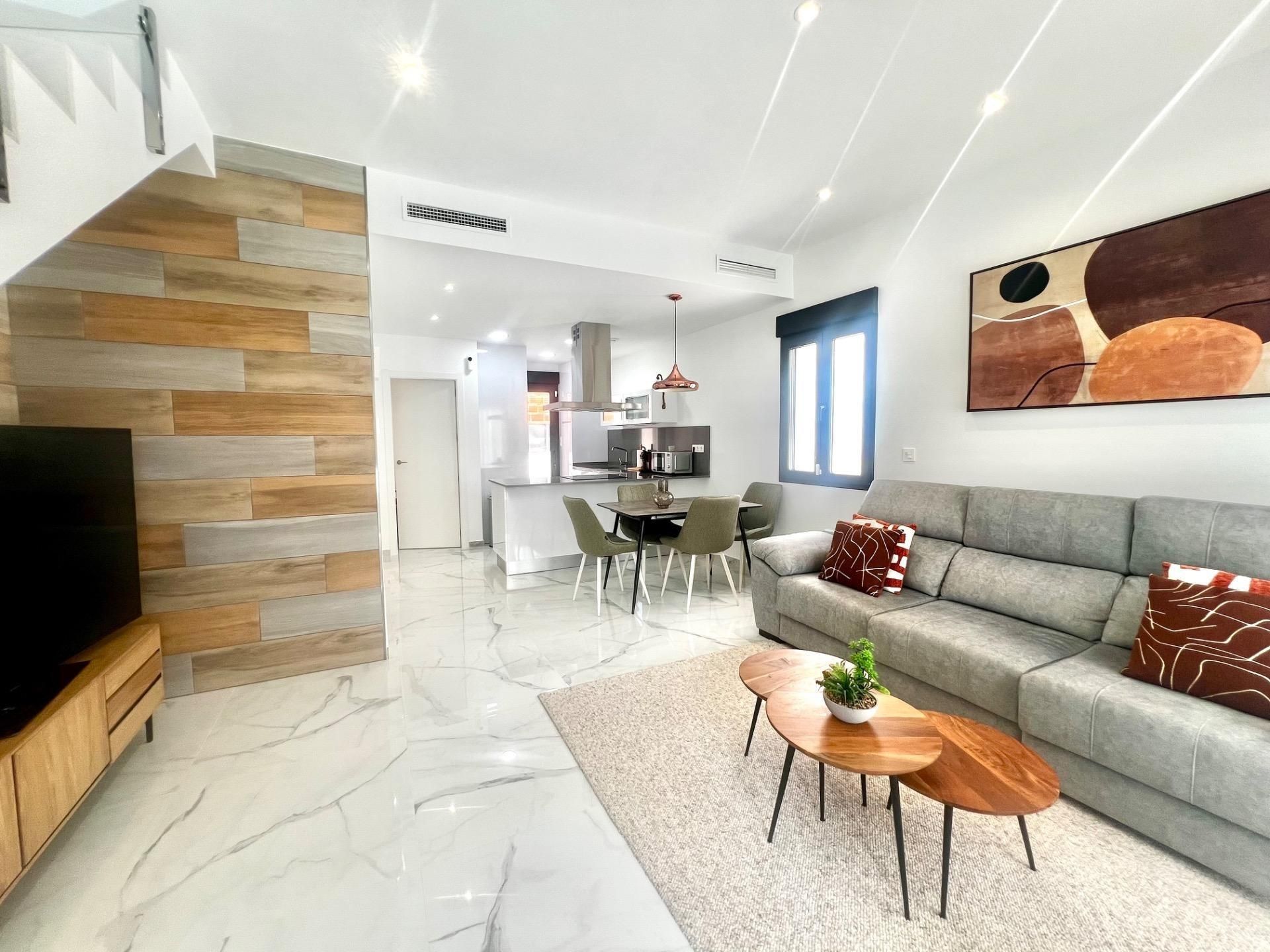 Sala d'estar de Casa o xalet en venda en Torrevieja amb Piscina