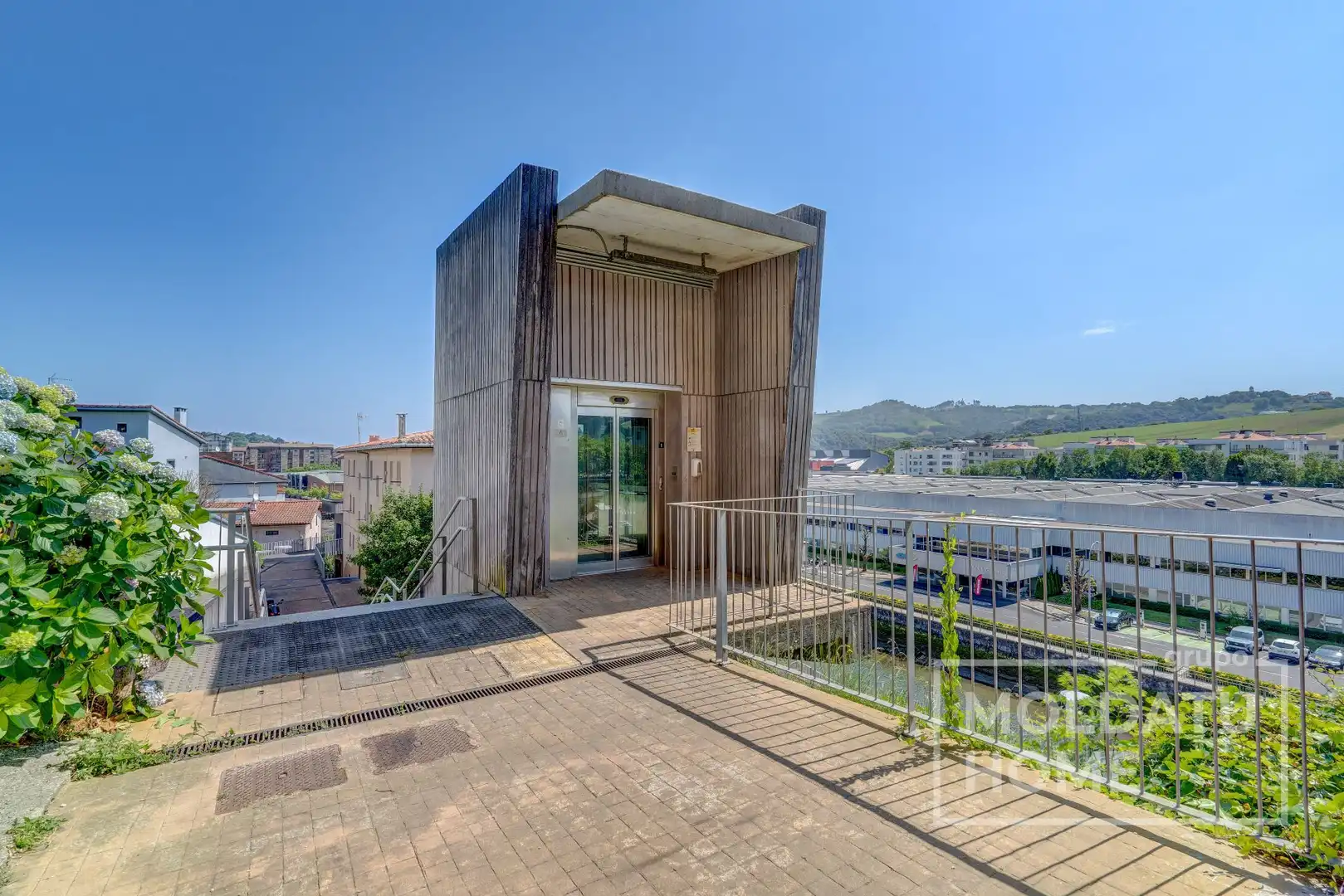 Außenansicht von Wohnung zum Verkauf in Zumaia mit Terrasse