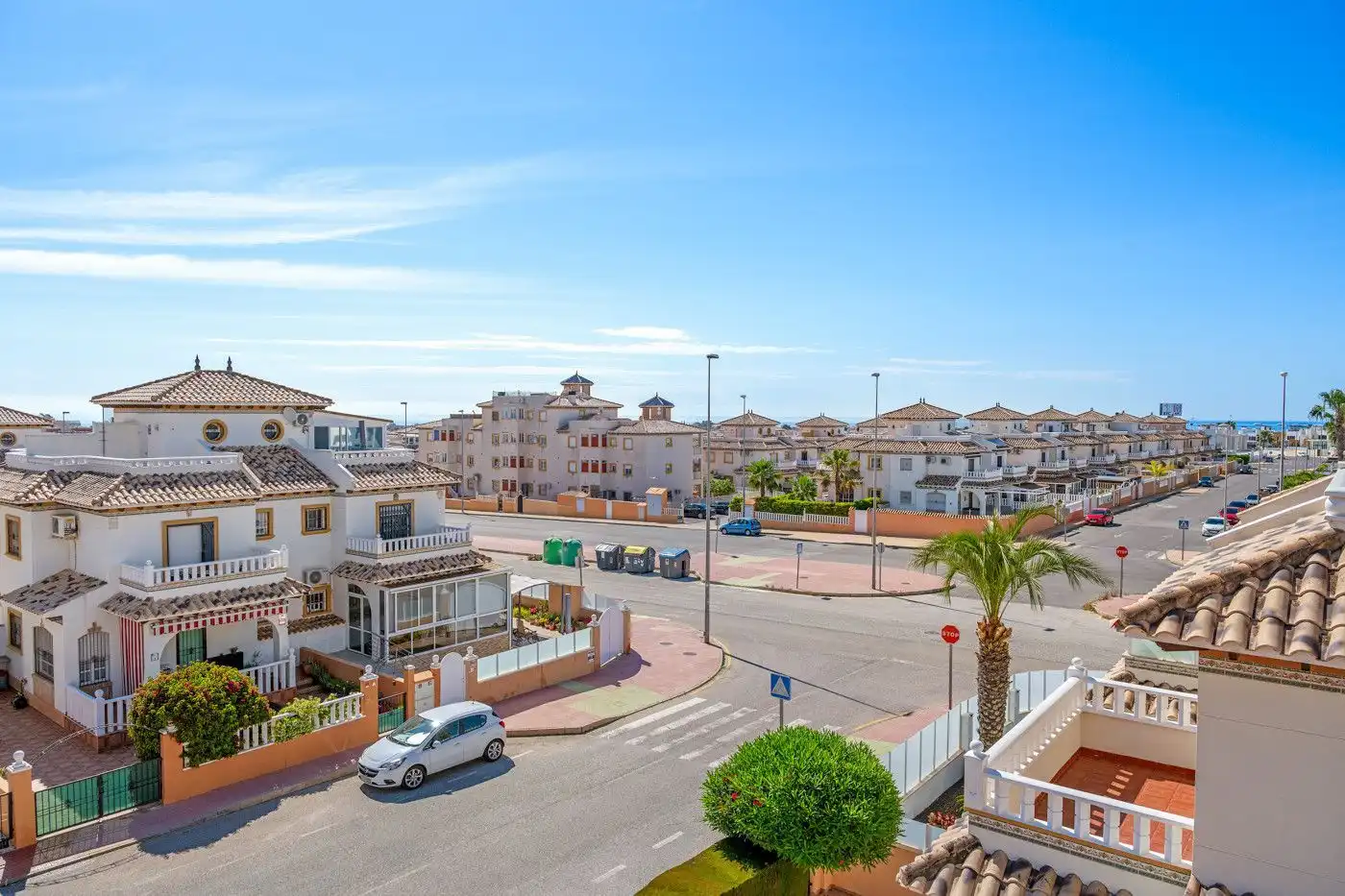 Vista exterior de Casa adosada en venta en Orihuela con Aire acondicionado, Jardín privado y Terraza