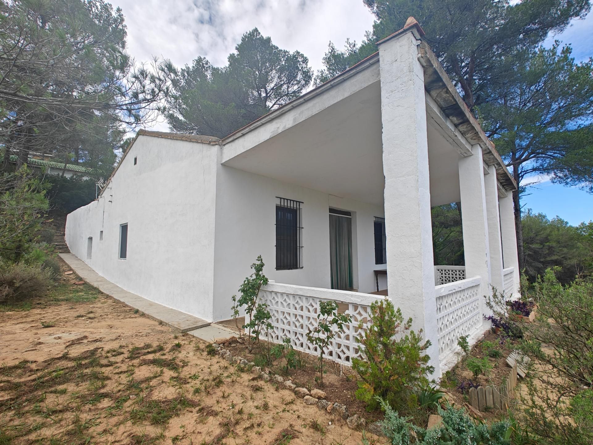 Vista exterior de Casa o xalet en venda en Buñol amb Calefacció