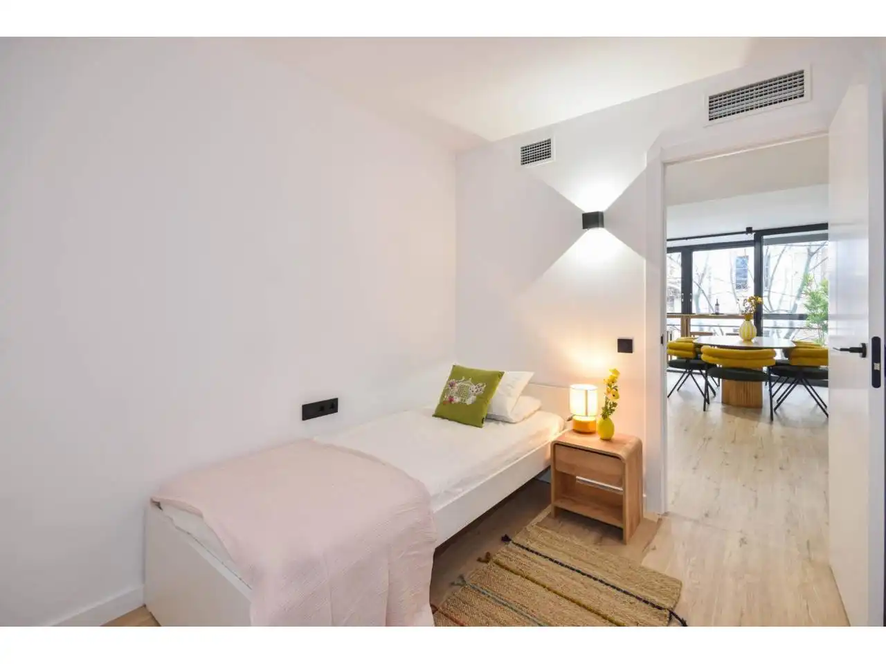 Habitación de Piso en venta en Barcelona con Calefacción, Parquet y Balcón
