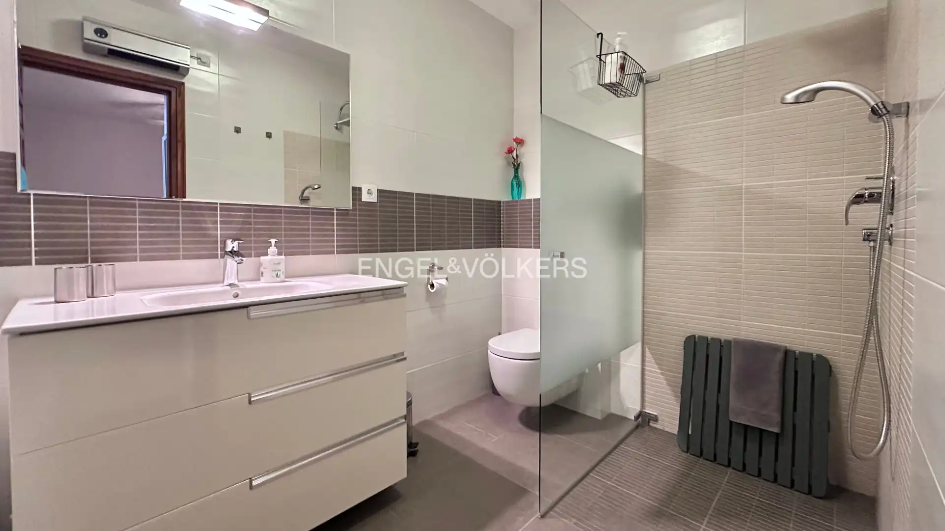 Baño de Casa o chalet en venta en Mont-roig del Camp con Aire acondicionado, Calefacción y Jardín privado