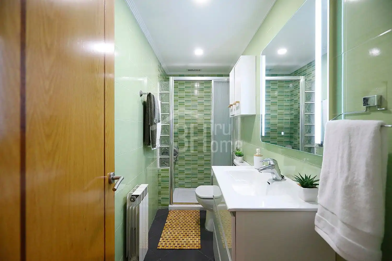 Bathroom of Flat for sale in Irun   with Heating