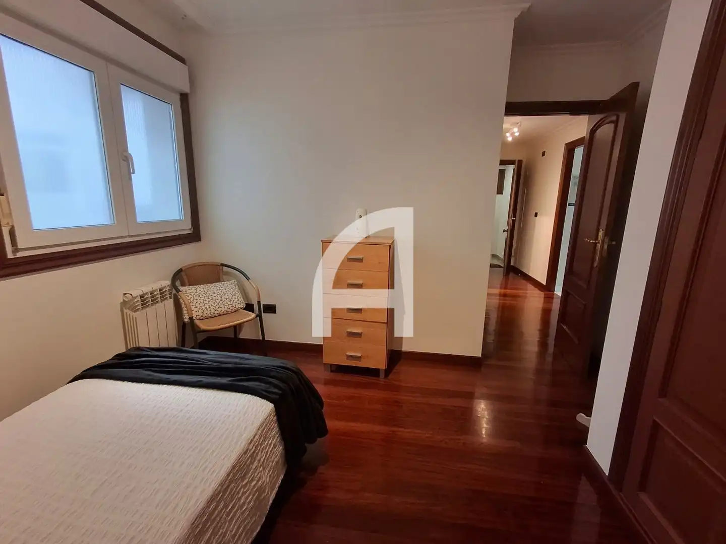 Wohnung zur Miete in R. de Rosalía de Castro, Centro - Areal