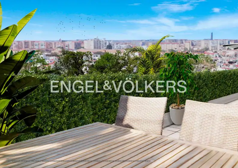 Terrasse von Residential zum Verkauf in Sevilla