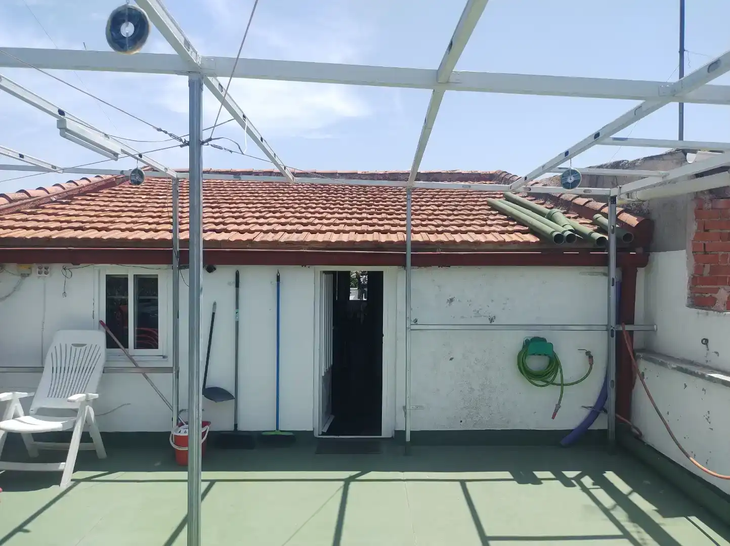 Exterior view of Flat for sale in Coslada  with Air Conditioner and Balcony