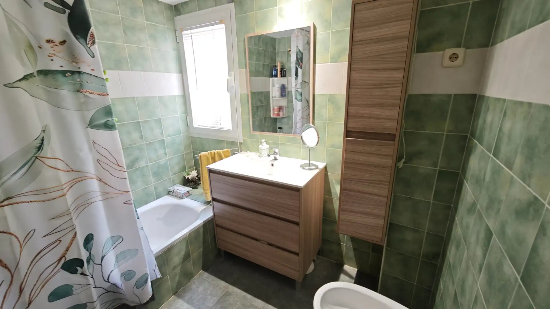 Badezimmer von Maisonette zum Verkauf in Leganés mit Klimaanlage, Heizung und Parkett