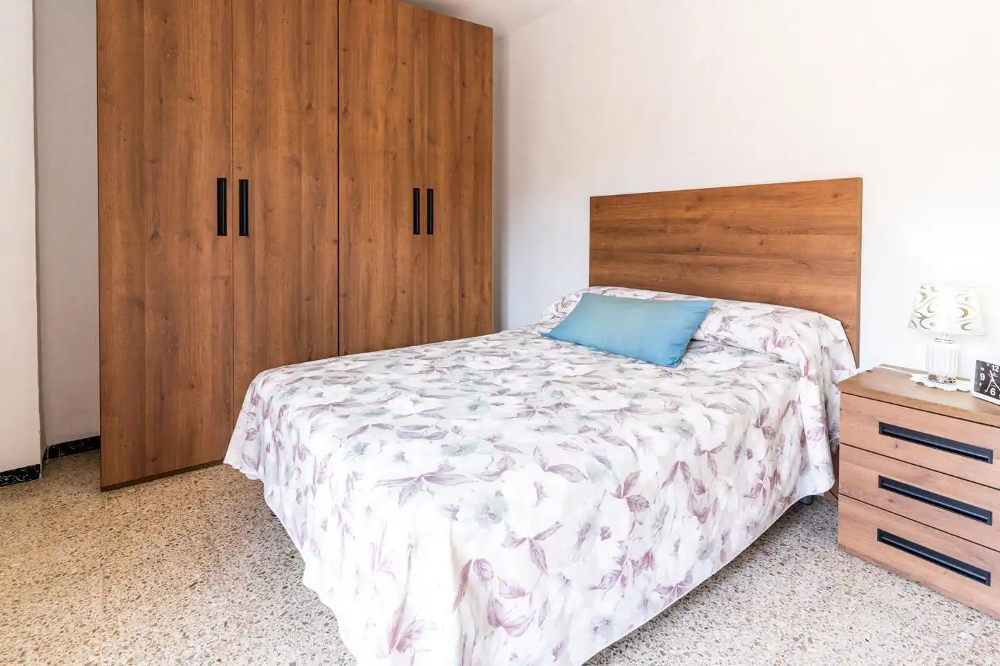 Habitación de Piso en venta en Santa Pola con Terraza, Trastero y Amueblado