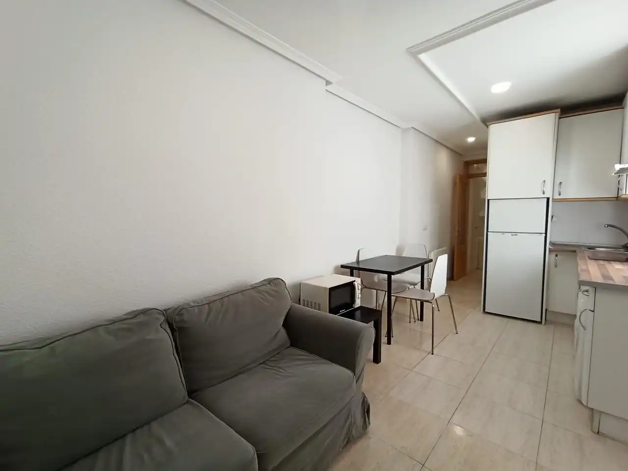 Sala de estar de Apartamento de alquiler en Madrid con Calefacción, Amueblado y Se aceptan mascotas