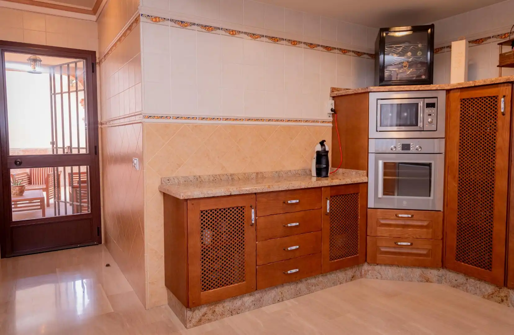 Cuina de Casa o xalet en venda en Antequera amb Aire condicionat, Terrassa i Traster