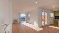 Sala d'estar de Àtic en venda en Manresa amb Calefacció, Terrassa i Traster