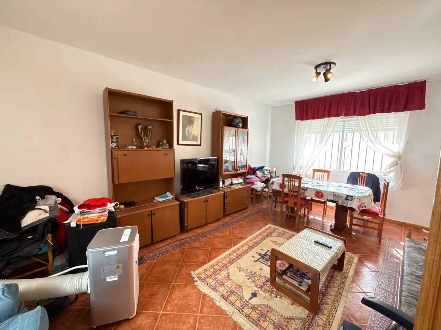 Sala de estar de Casa o chalet en venta en Dosbarrios con Trastero, Amueblado y Lavadora