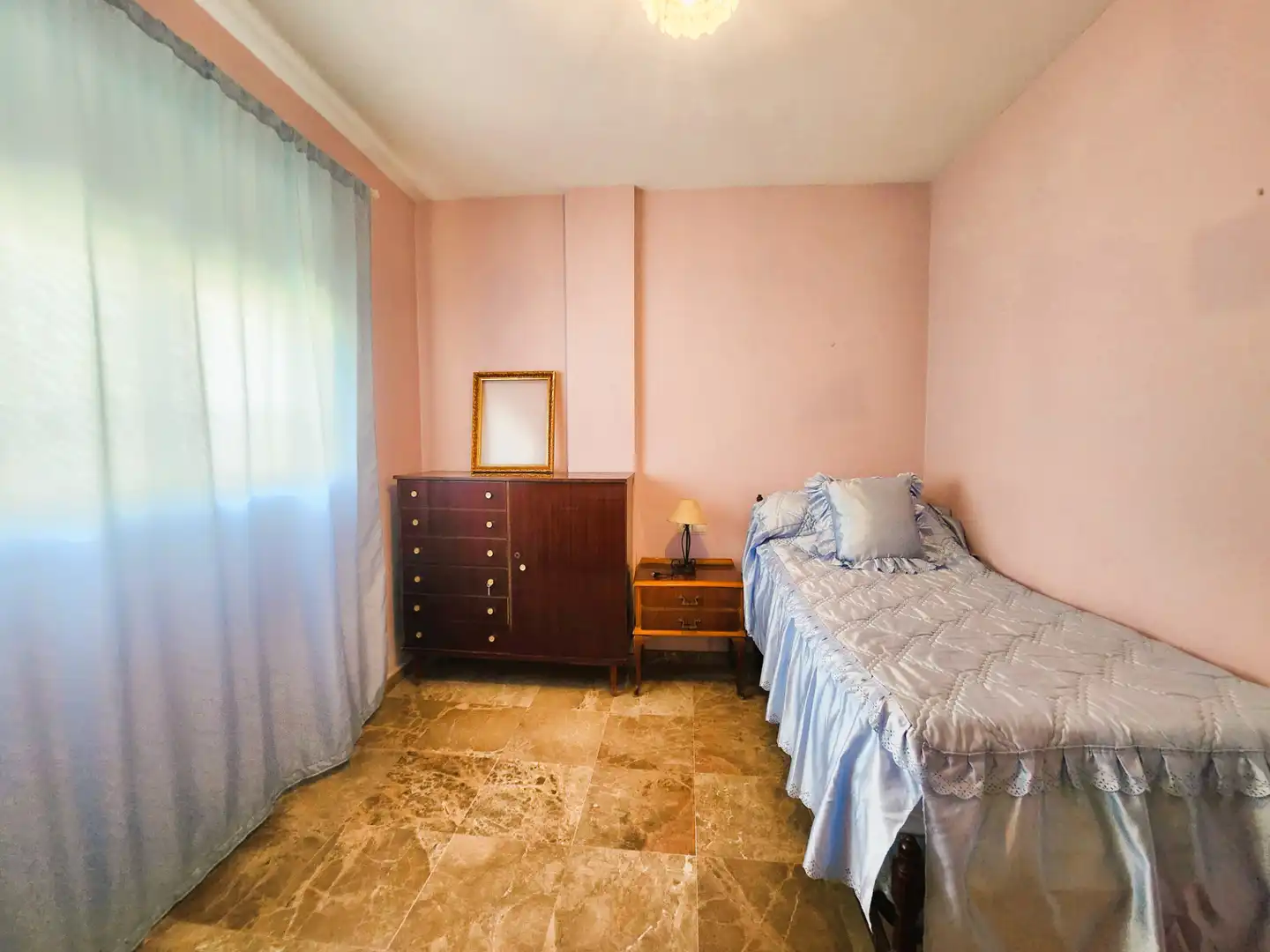 Bedroom of Detached homes for sale in Alcalá de Guadaira  with Air Conditioner, Terrace and Storage room