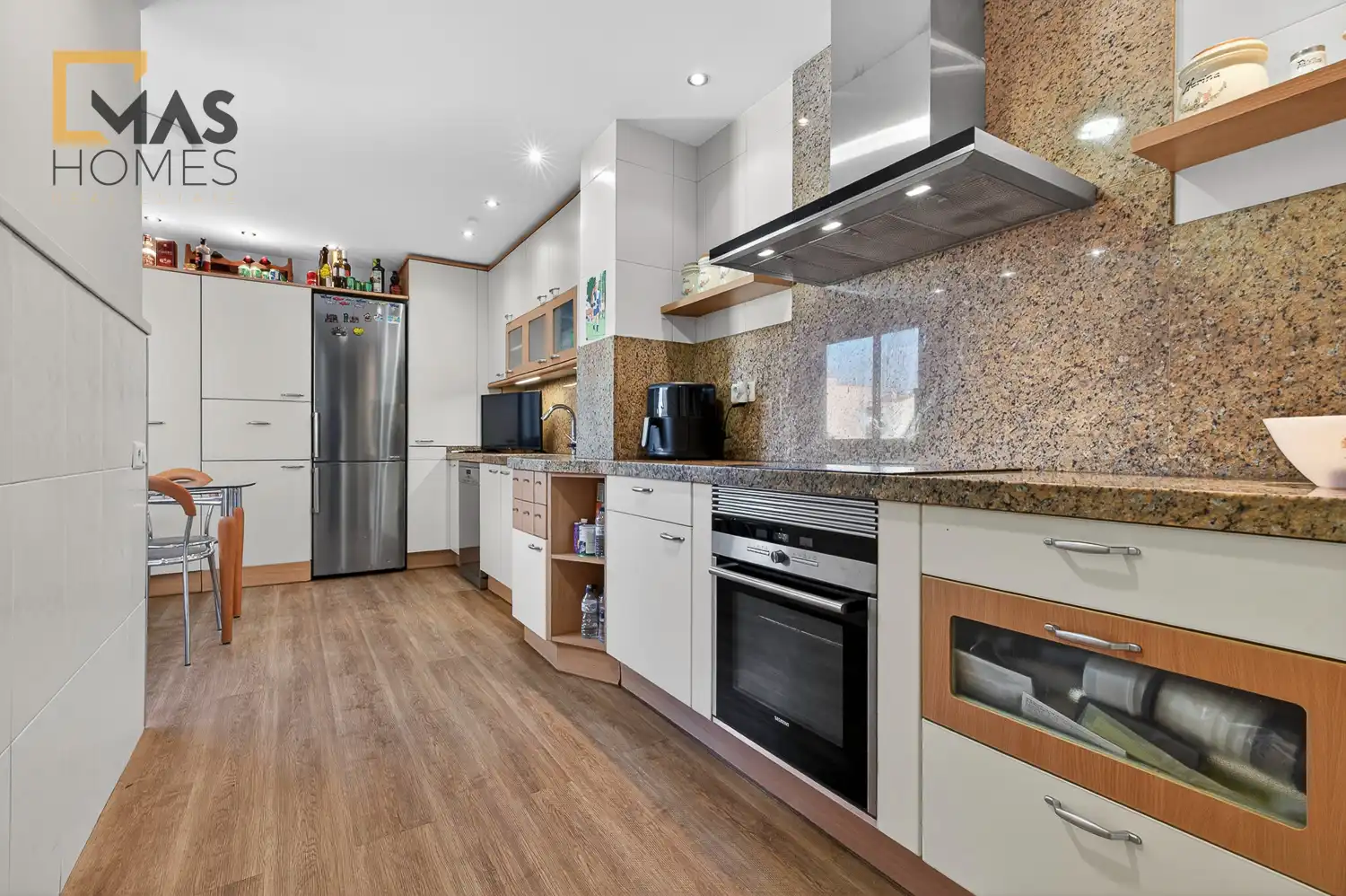 Ático con terraza en venta en Carrer de l'Escola Pia, imagen 25