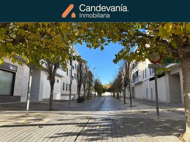 Local comercial en venda a Calle Mar de Tasmania