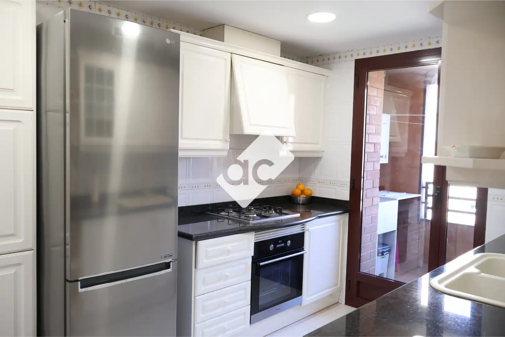 Cocina de Apartamento de alquiler en Valencia con Aire acondicionado, Calefacción y Amueblado