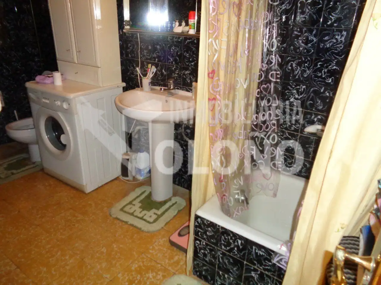 Bathroom of Houses for sale in Briones  with Terrace, Storage room and Furnished