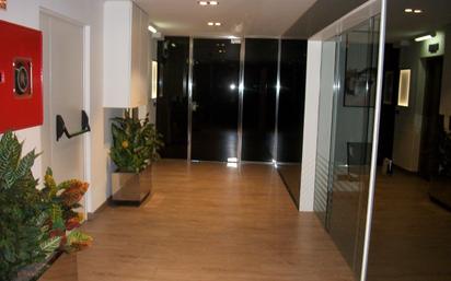 Office to rent in  Barcelona Capital  with Air Conditioner and Furnished