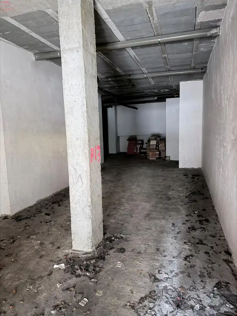 Local comercial en venta en Teis, imagen 8