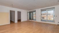 Flat for sale in  Huesca Capital