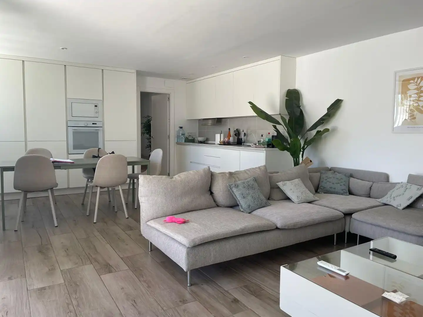 Living room of Houses for rent in Paterna  with Air Conditioner, Private garden and Parquet flooring