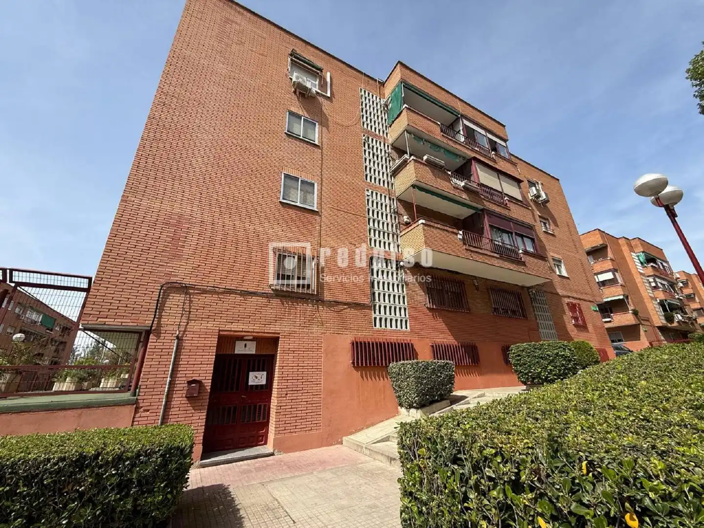 Exterior view of Flat for sale in Alcobendas  with Heating, Private garden and Swimming Pool