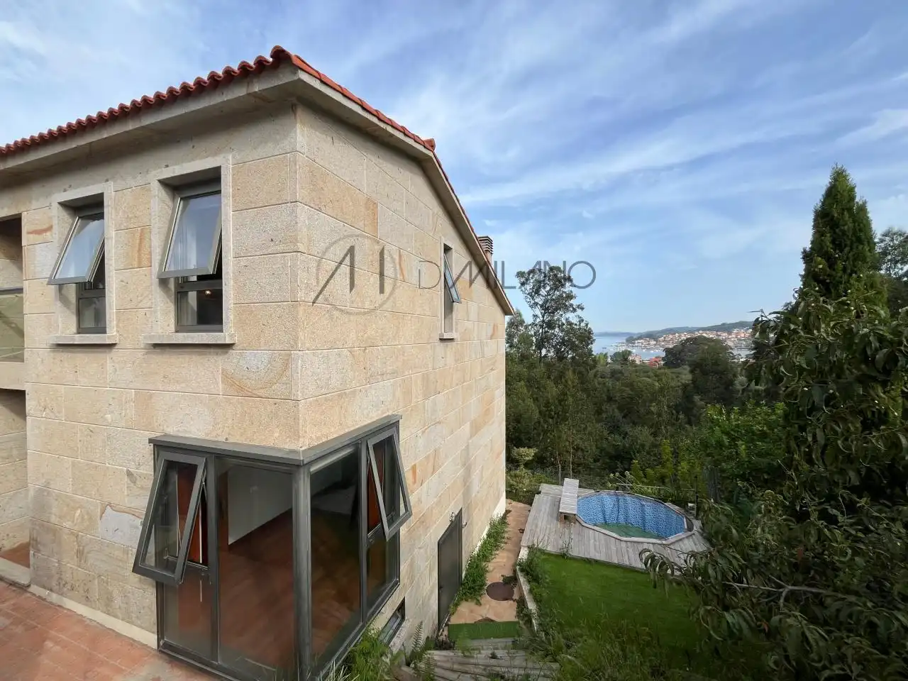 Vista exterior de Casa o chalet en venta en Cangas  con Calefacción, Jardín privado y Terraza