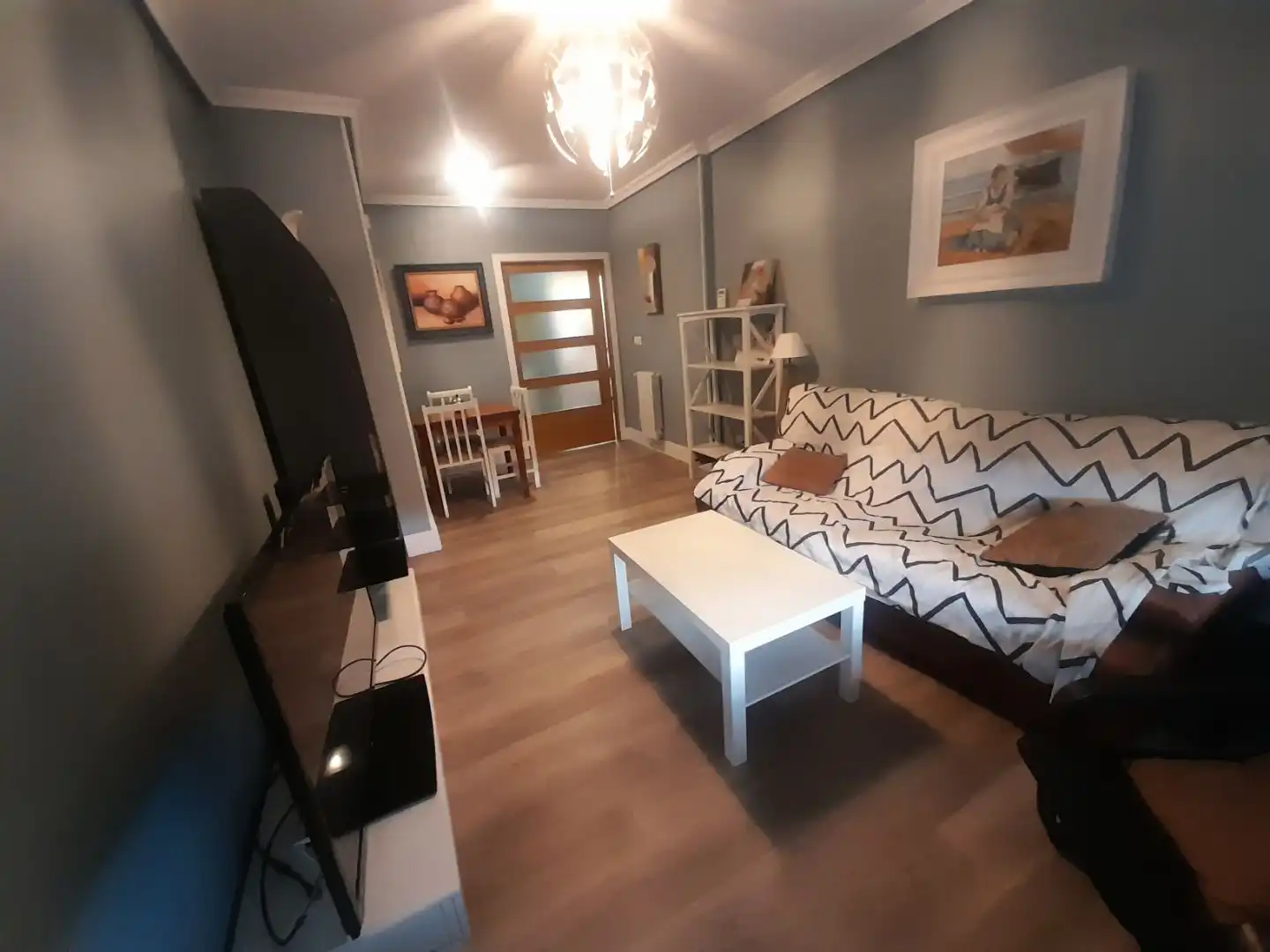 Wohnzimmer von Wohnung zur Miete in Loiola