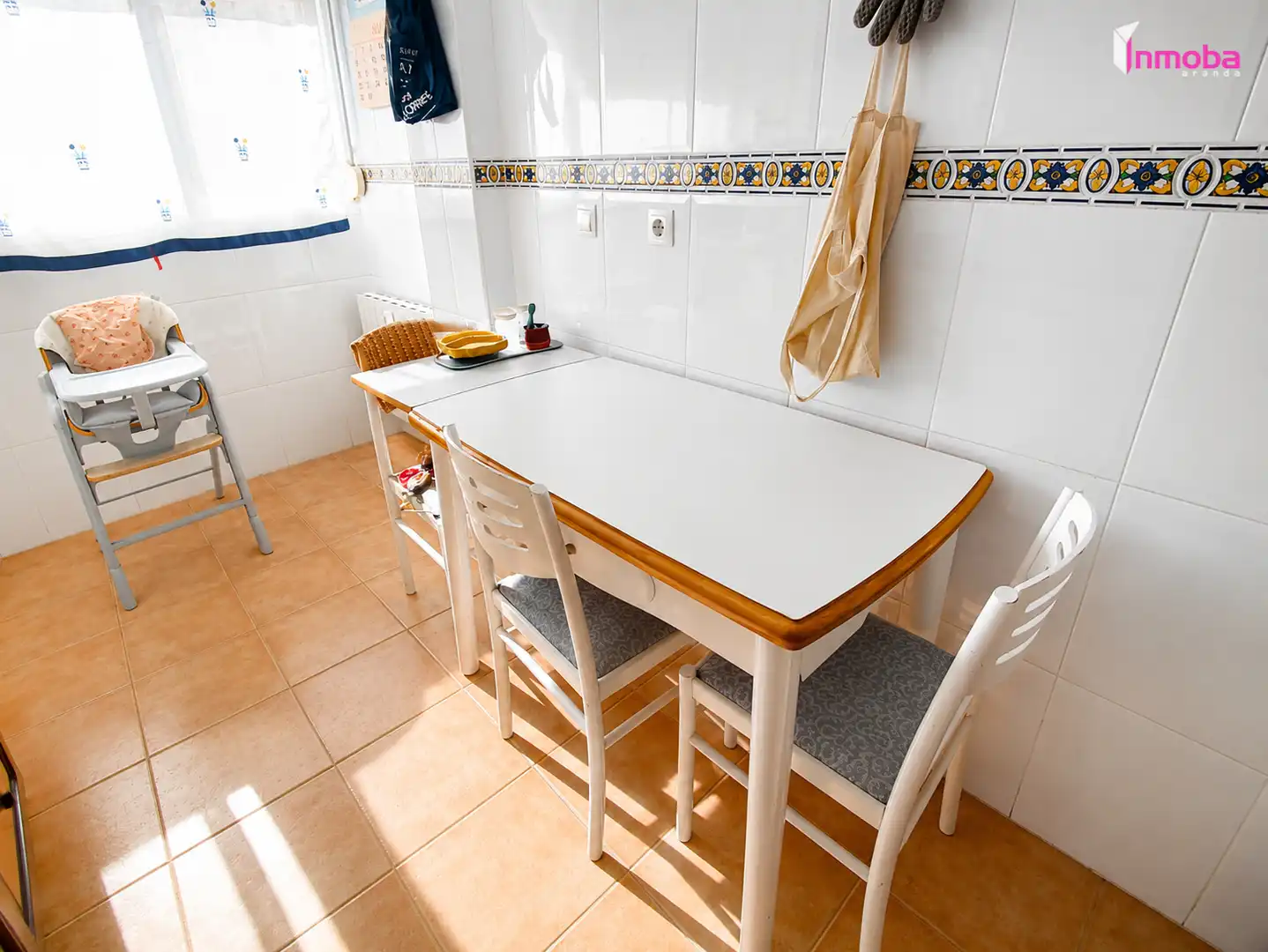 Kitchen of Flat for sale in Aranda de Duero  with Storage room and Balcony