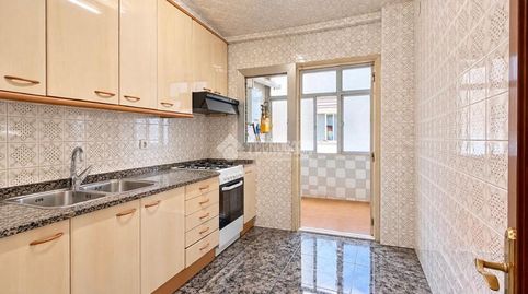 Foto 3 de Piso en venta en Ajuntament-Maragall, Ripollet