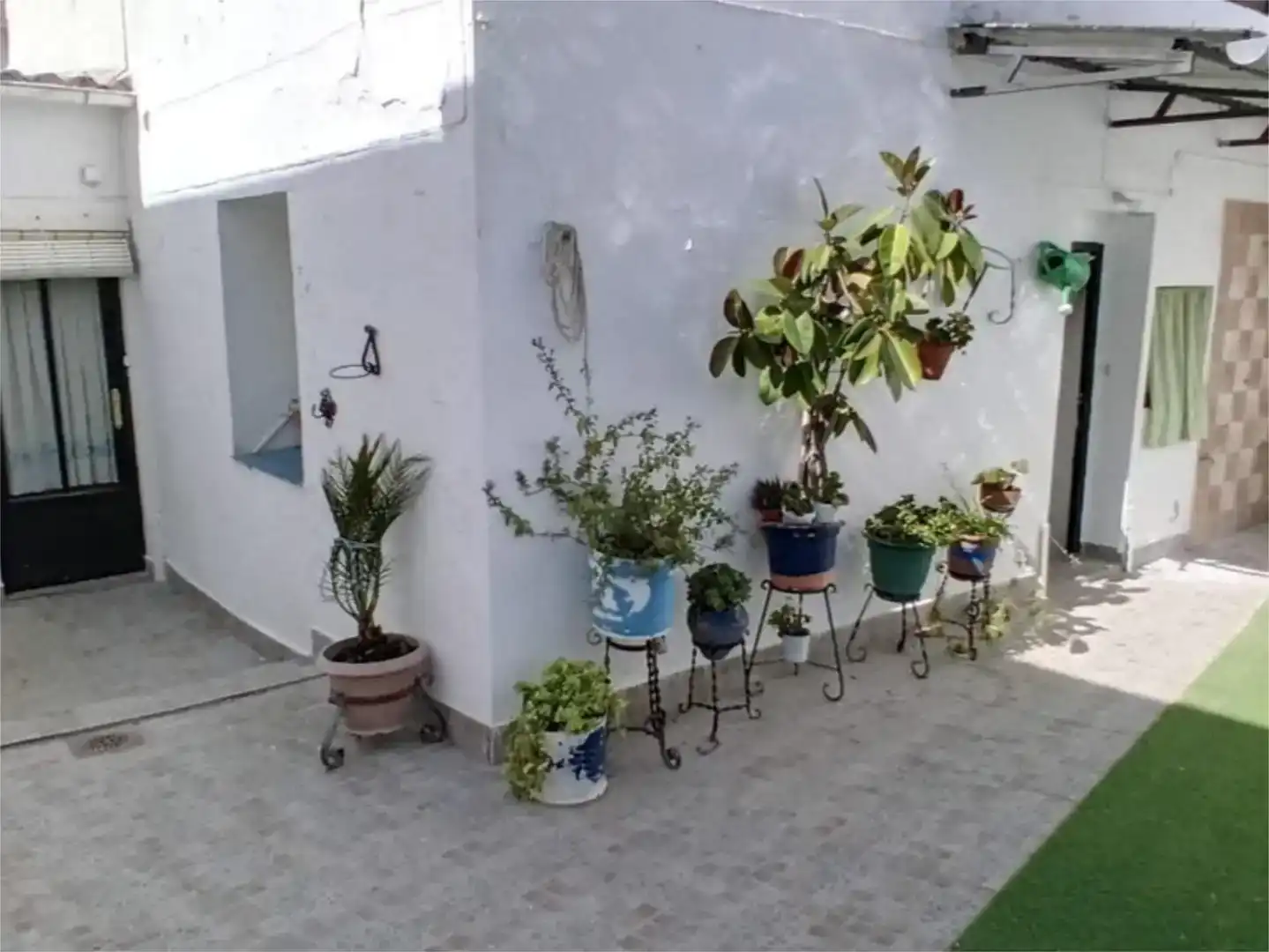 Jardí de Casa adosada en venda en Bujalance amb Aire condicionat, Piscina i Balcó