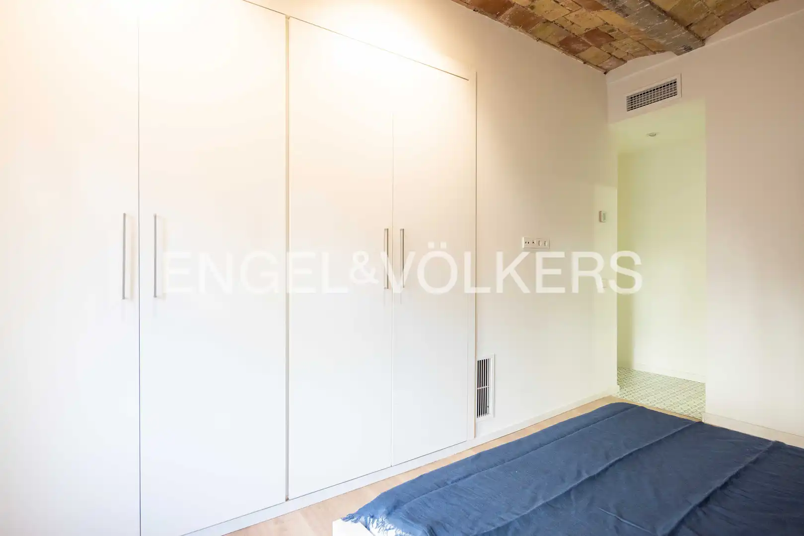 Bedroom of Flat for sale in Barcelona  with Air Conditioner, Heating and Private garden