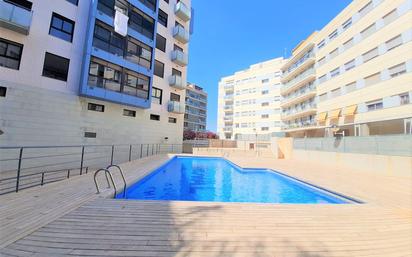 Swimming pool of Flat for sale in Torrent  with Air Conditioner and Balcony