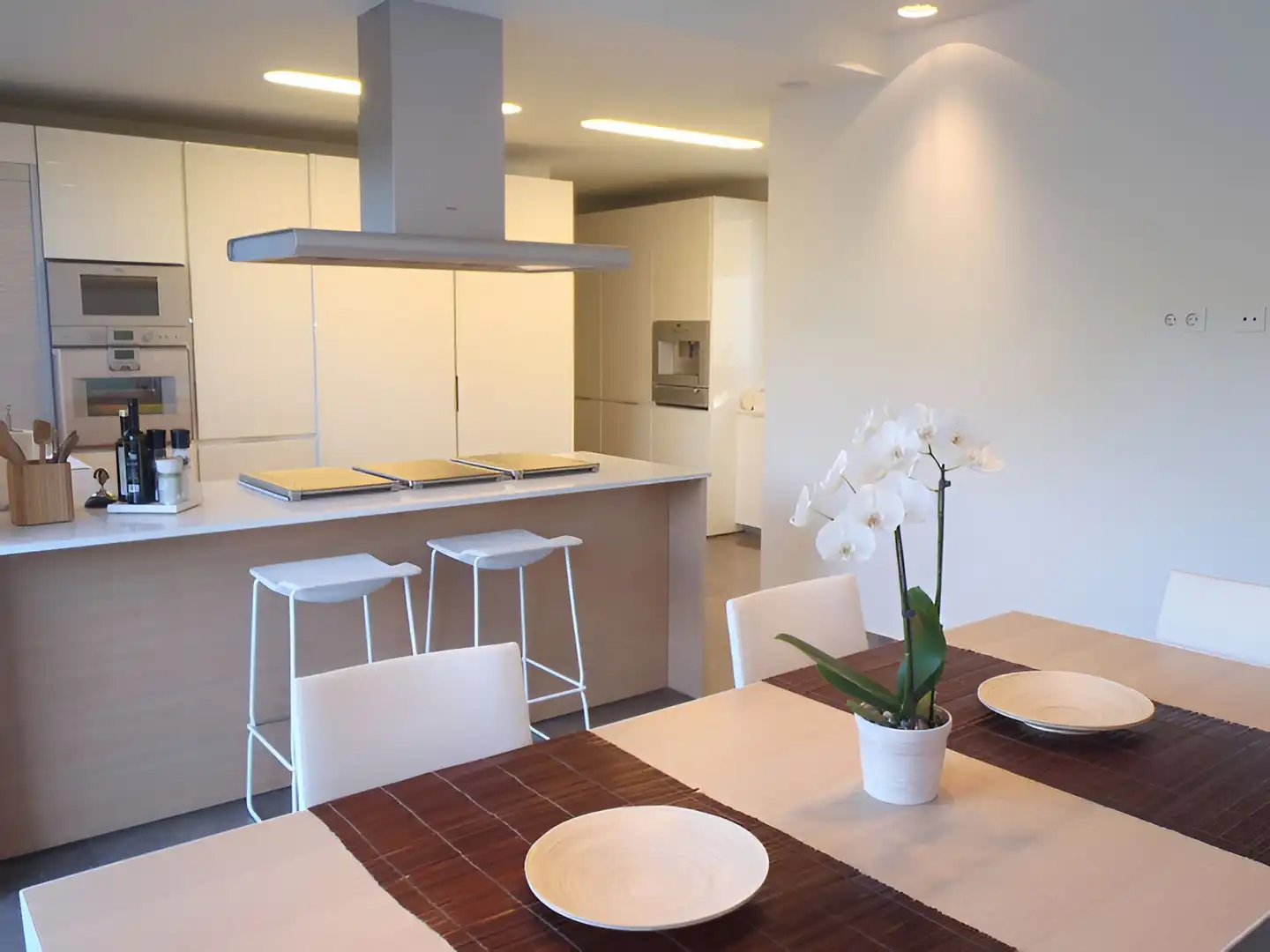 Kitchen of Houses for sale in Marbella  with Air Conditioner, Private garden and Terrace