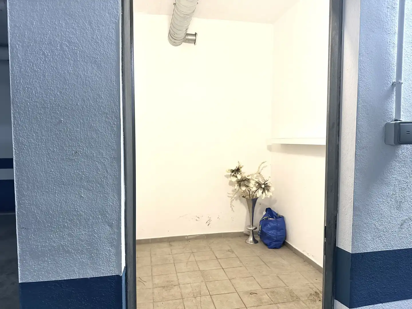 Ground floor for sale in Marbella  with Air Conditioner, Terrace and Internet