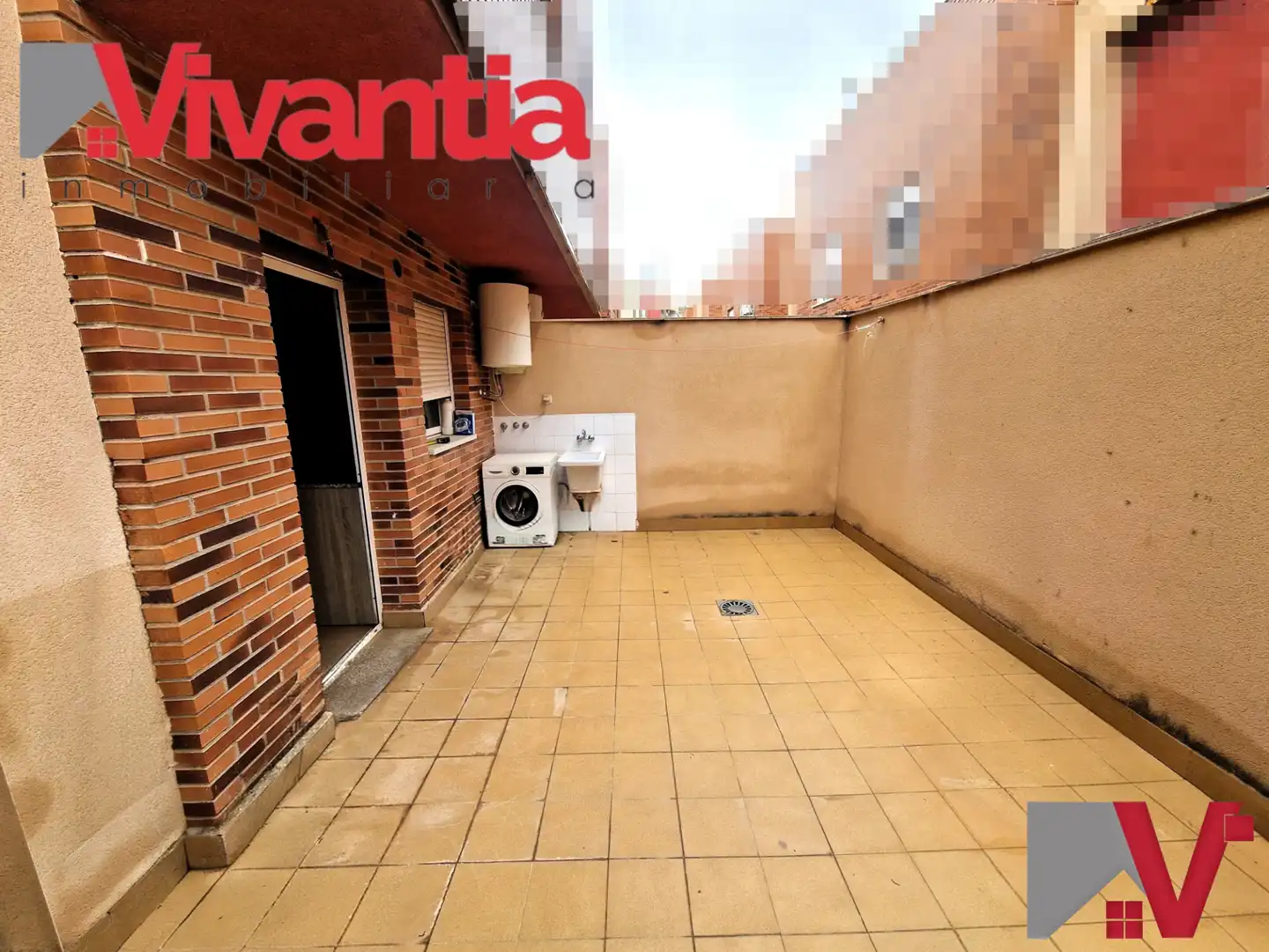 Vista exterior de Dúplex en venda en Lorca amb Terrassa i Traster