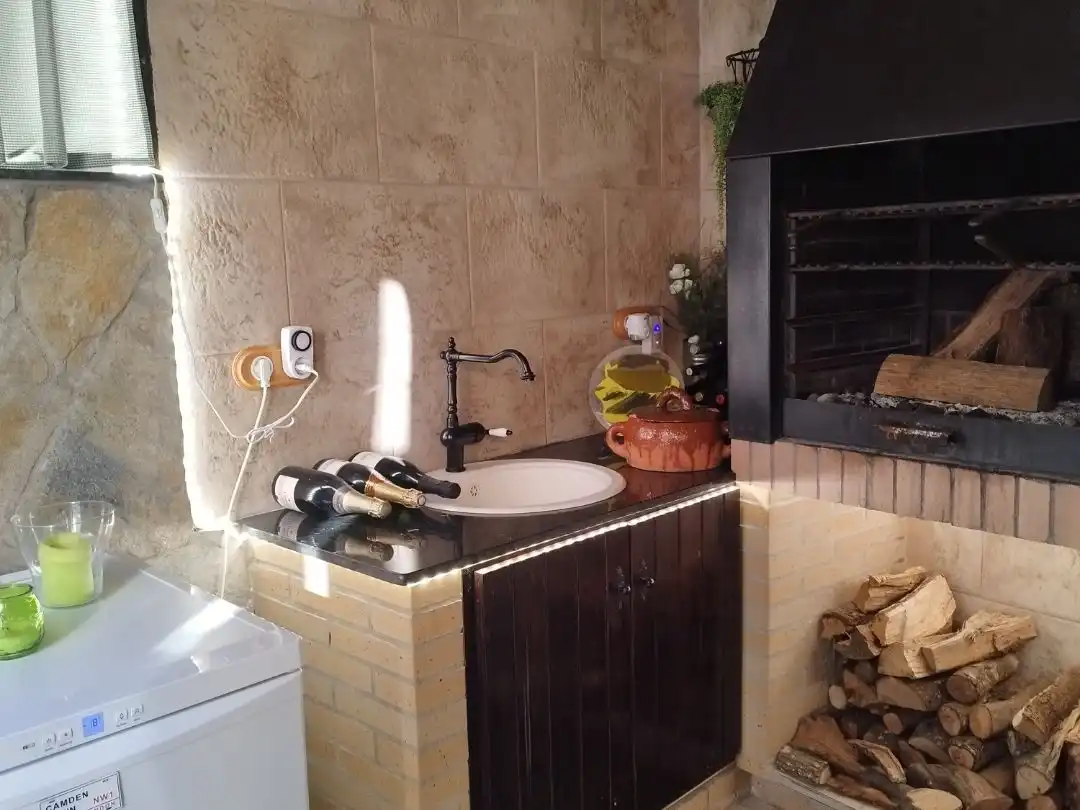Casa aparellada amb jardí en venda a Pierineus 24, imagen 48