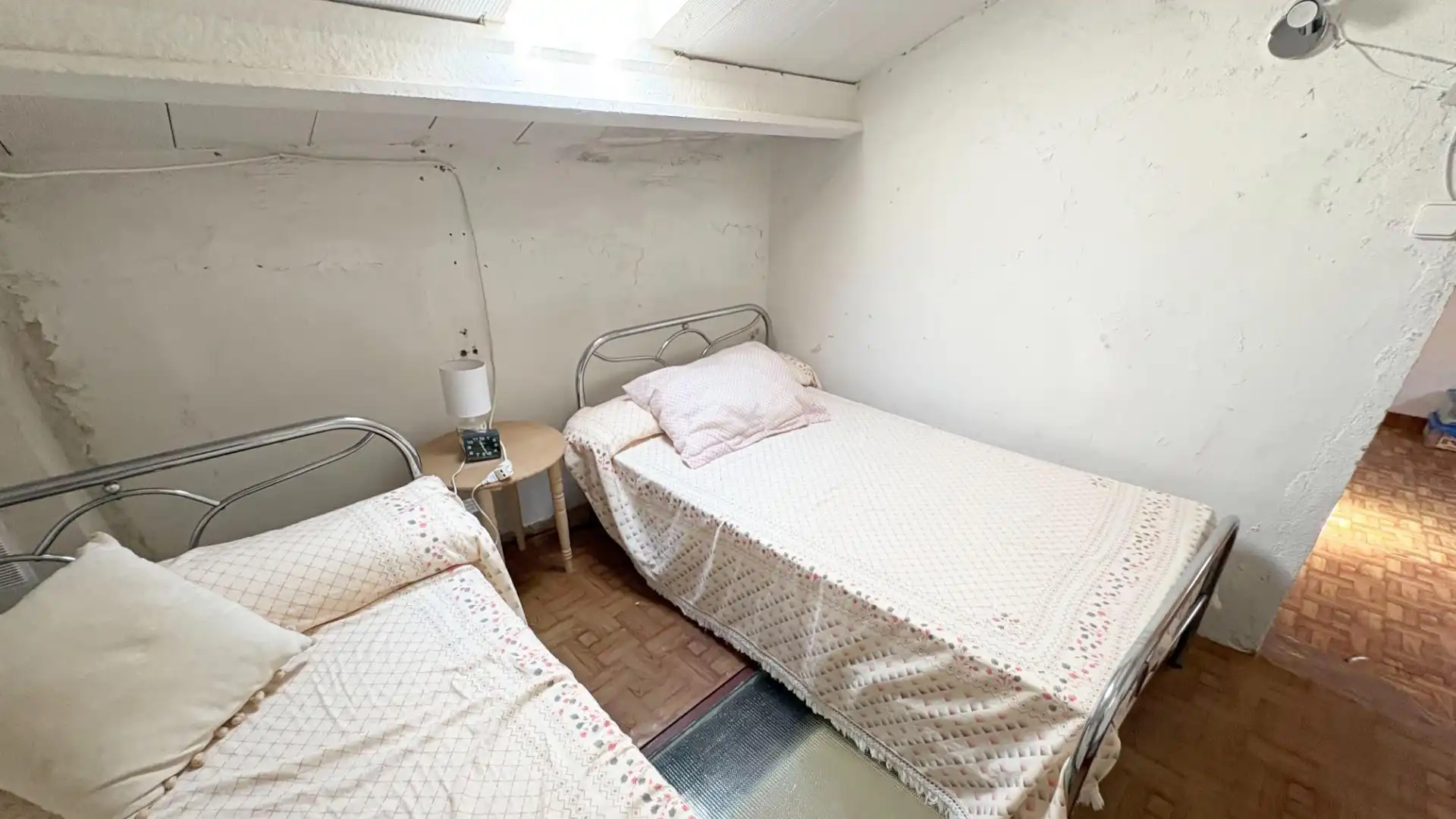 Dormitori de Casa o xalet en venda en Pedrosillo de los Aires amb Calefacció i Moblat
